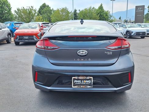 Used 2018 Hyundai Ioniq Blue FWD image 4