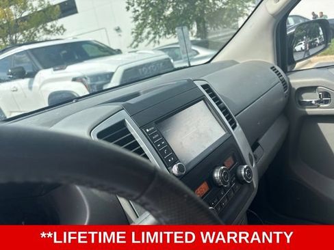 Used 2019 Nissan Frontier SV w/ Value Truck Package AWD/4WD image 3