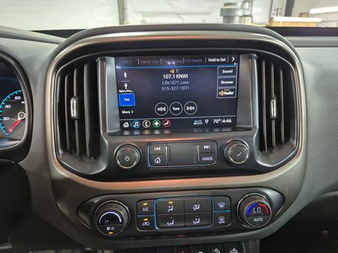 Used 2021 Chevrolet Colorado Z71 w/ Safety Package AWD/4WD image 14