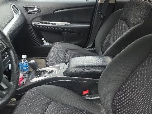 Used 2018 Dodge Journey SE w/ Blacktop Package FWD image 4