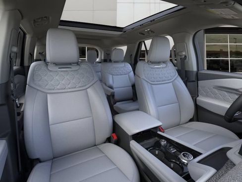 New 2026 Ford Explorer Platinum w/ LUX Leather Package AWD/4WD image 14
