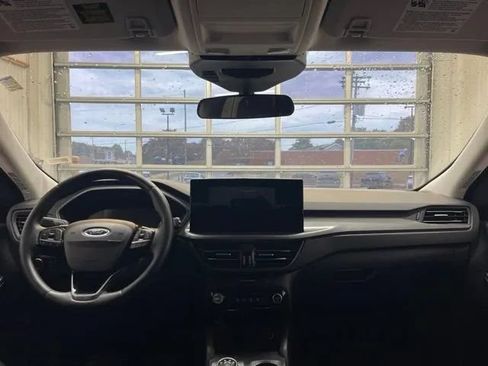 Used 2023 Ford Escape Active w/ Tech Pack #1 AWD/4WD image 21