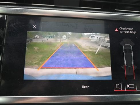 Used 2020 Audi Q3 2.0T Premium Plus AWD/4WD image 10