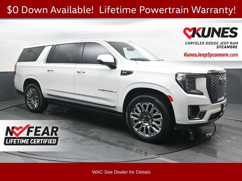 Used 2023 GMC Yukon XL Denali Ultimate AWD/4WD image 1