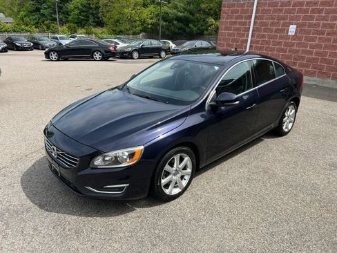 Used 2016 Volvo S60 T5 Premier image 1