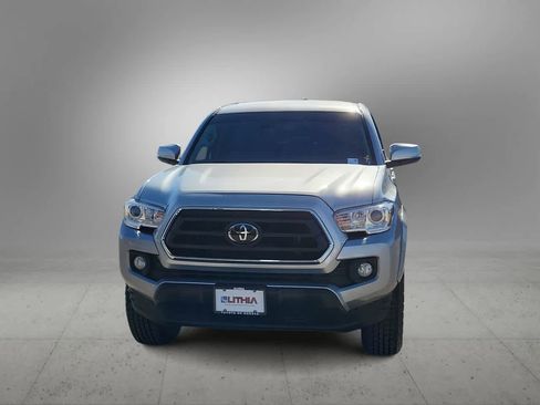 Certified 2023 Toyota Tacoma SR5 image 3