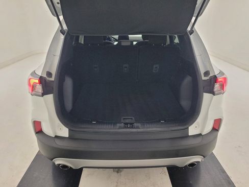 Used 2022 Ford Escape SE AWD/4WD image 29