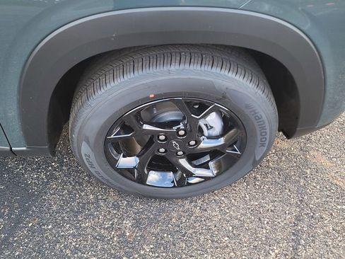 New 2026 Chevrolet Trax LT image 15