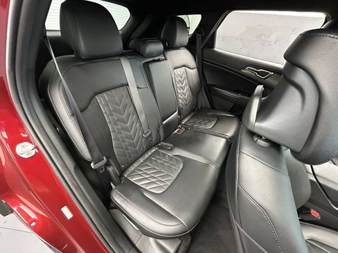 Used 2023 Kia Sportage X-Line AWD/4WD image 18