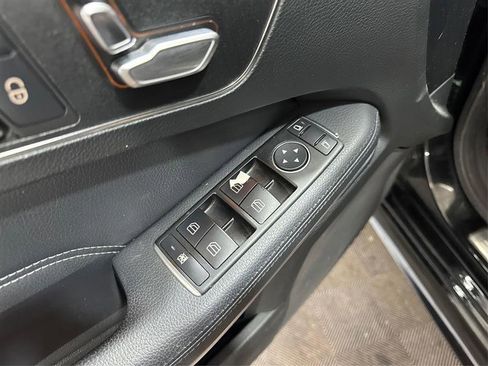 Used 2014 Mercedes-Benz E 350 4MATIC Sedan image 29