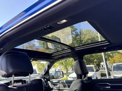 New 2024 RAM 1500 Laramie image 31