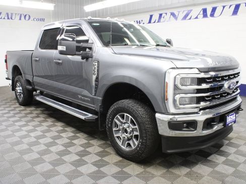 Used 2024 Ford F350 Lariat AWD/4WD image 3