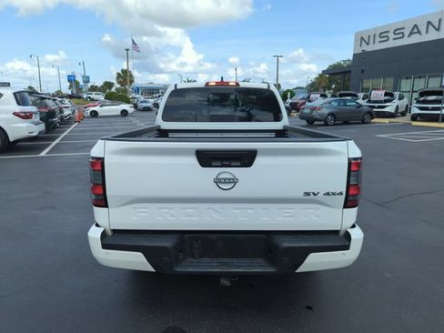 Certified 2024 Nissan Frontier SV w/ SV Convenience Package AWD/4WD image 7