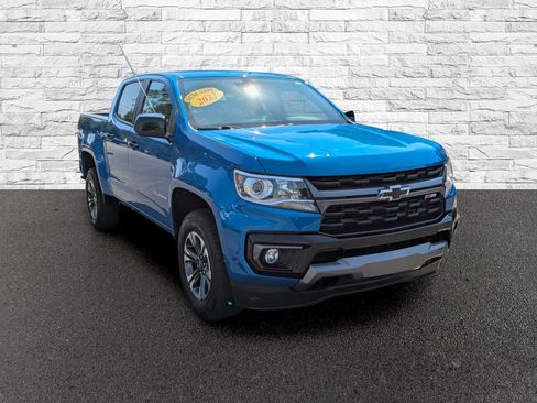 Used 2022 Chevrolet Colorado Z71 w/ Safety Package image 4