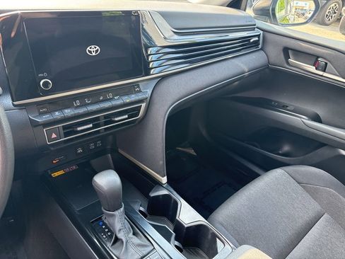 Used 2025 Toyota Camry LE FWD image 19