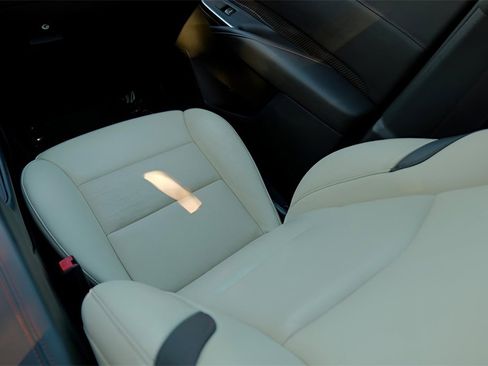 Used 2019 Cadillac XT4 Sport image 26