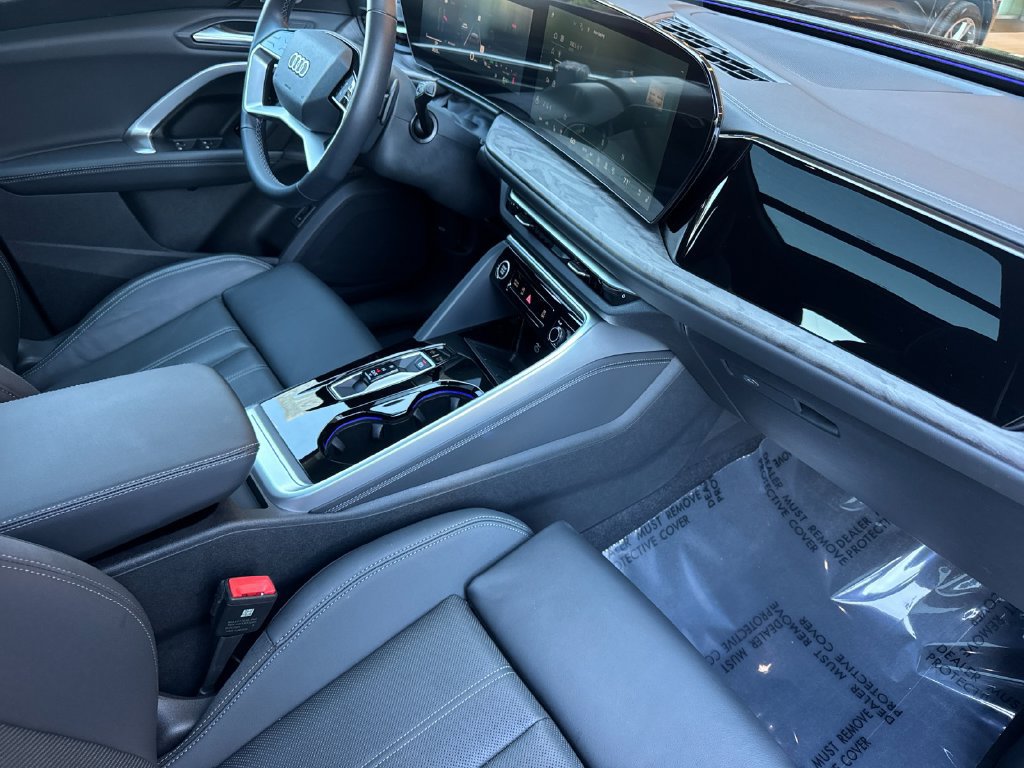 Used 2025 Audi Q5 Premium Plus AWD/4WD image 19