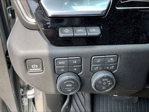 Used 2026 Chevrolet Silverado 1500 LTZ w/ LTZ Premium Package AWD/4WD image 16