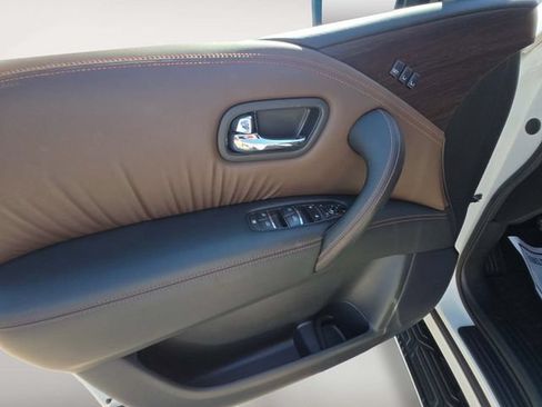 Used 2019 Nissan Armada Platinum w/ Captain's Chairs Package AWD/4WD image 10