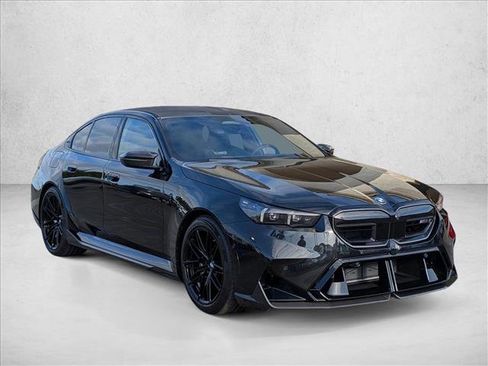 Used 2026 BMW M5 w/ Carbon Package AWD/4WD image 3