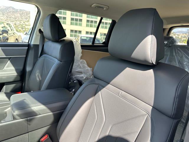 New 2027 Hyundai Santa Fe SEL FWD image 24