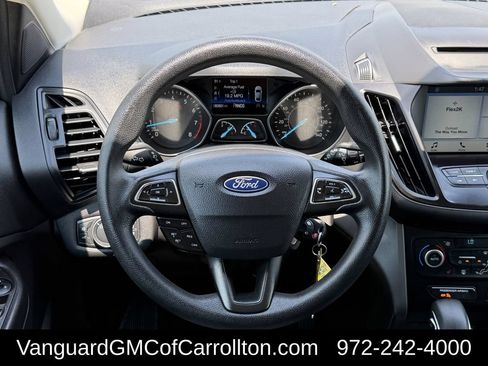 Used 2018 Ford Escape SE w/ SE Sync 3 Package FWD image 13