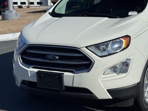 Used 2021 Ford EcoSport SE image 9