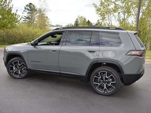 New 2026 Jeep Cherokee Overland AWD/4WD image 8
