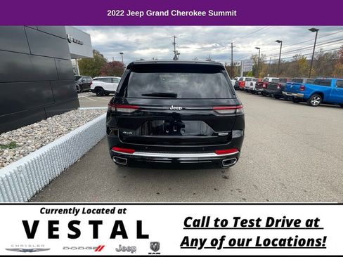 Used 2022 Jeep Grand Cherokee Summit image 8