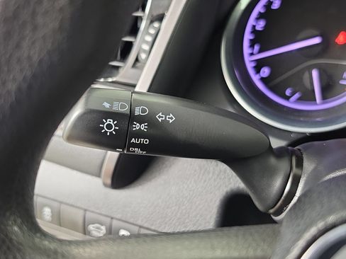 Used 2020 Toyota Camry LE FWD image 22