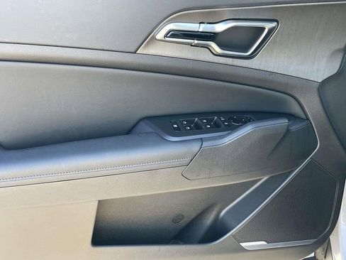 New 2026 Kia Sportage EX image 23