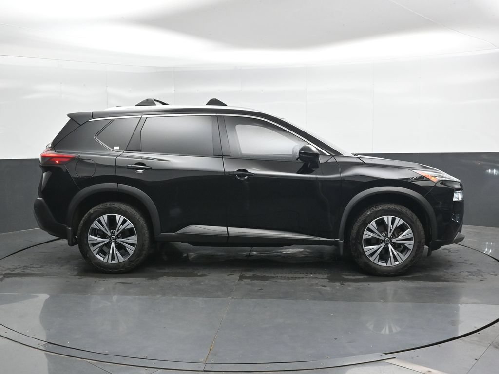 Used 2021 Nissan Rogue SV w/ Premium Package AWD/4WD image 4