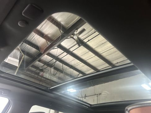 Certified 2023 GMC Yukon Denali Ultimate AWD/4WD image 19