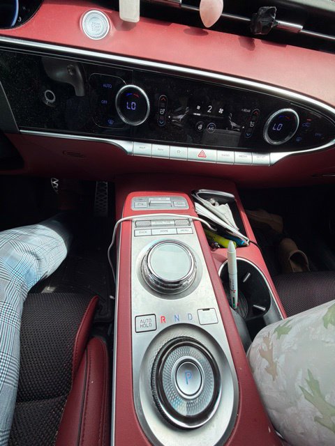 Used 2023 Genesis GV70 2.5T w/ Sport Prestige Package AWD/4WD image 10