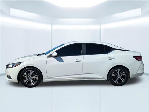 Used 2021 Nissan Sentra SV FWD image 2