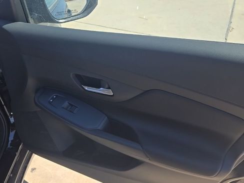 New 2026 Nissan Sentra SV w/ SV Convenience Package FWD image 16