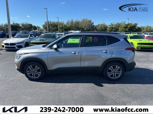 Certified 2023 Kia Seltos S image 6