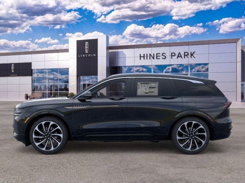 New 2026 Lincoln Nautilus Black Label AWD/4WD image 3