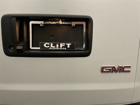 Used 2024 GMC Savana 2500 w/ Driver Convenience Package image 22