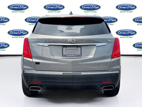 Used 2018 Cadillac XT5 Luxury w/ Driver Awareness Package image 7