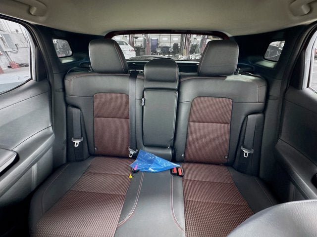 New 2026 Nissan Kicks SR w/ Cold Weather Package AWD/4WD image 26