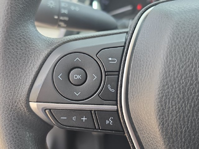 Used 2021 Toyota Camry LE FWD image 20