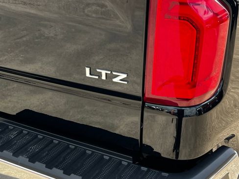 New 2026 Chevrolet Silverado 1500 LTZ w/ LTZ Premium Texas Edition image 16
