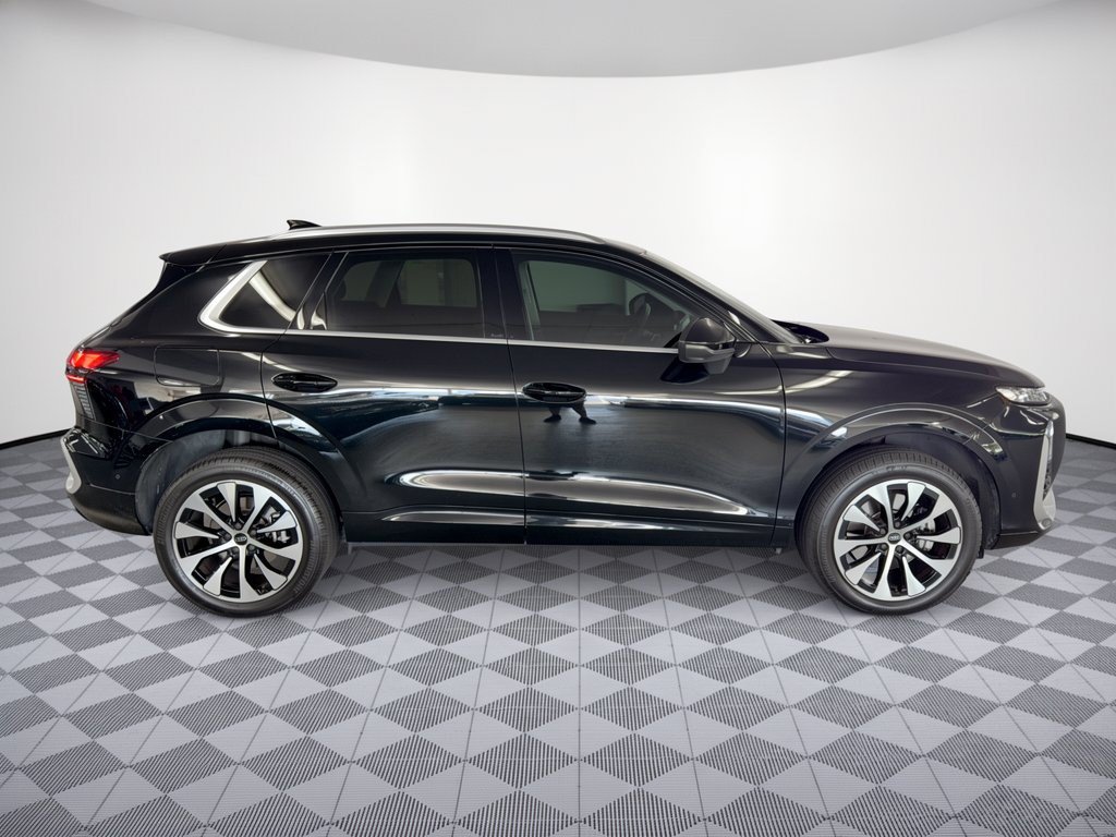 Certified 2026 Audi Q3 quattro 2.0T AWD/4WD image 8