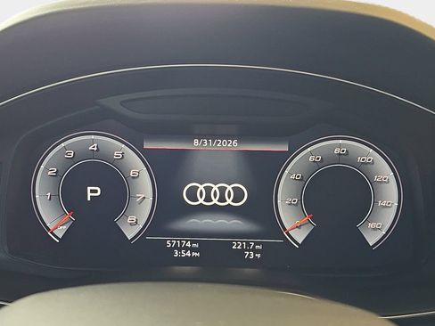 Used 2020 Audi SQ7 Prestige w/ Prestige Package AWD/4WD image 22