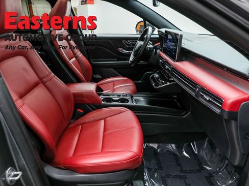 Used 2025 Lincoln Corsair Grand Touring w/ Towing Package image 25