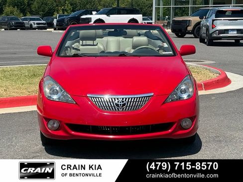 Used 2005 Toyota Solara SLE FWD image 2