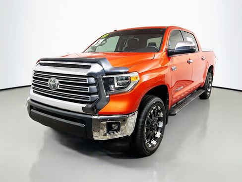 Used 2018 Toyota Tundra Limited w/ Limited Premium Package image 10