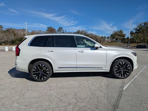 New 2026 Volvo XC90 T8 Ultra w/ Protection Package Premier AWD/4WD image 7