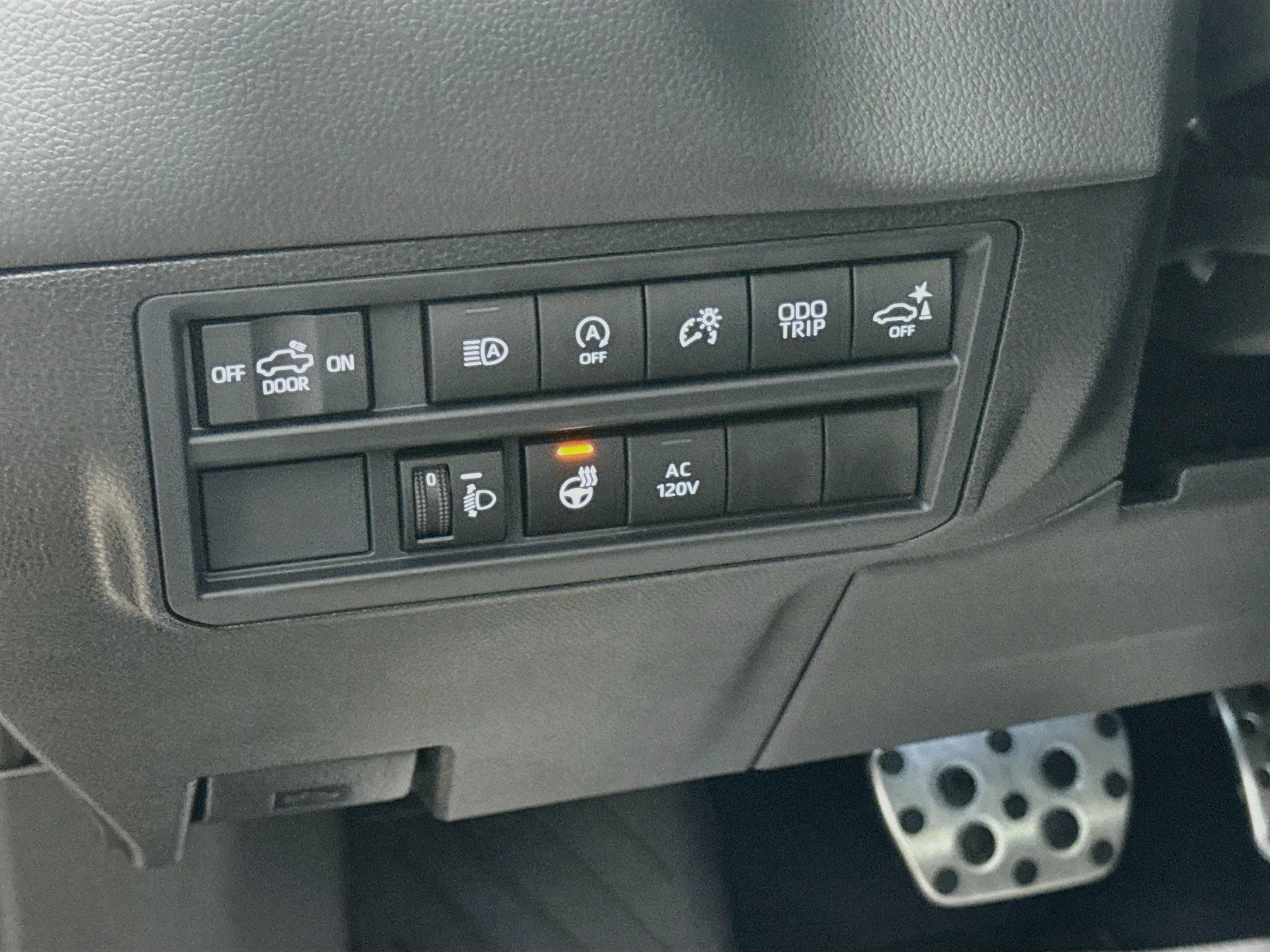 Certified 2026 Toyota Tundra Limited w/ TRD Off-Road Package AWD/4WD image 10